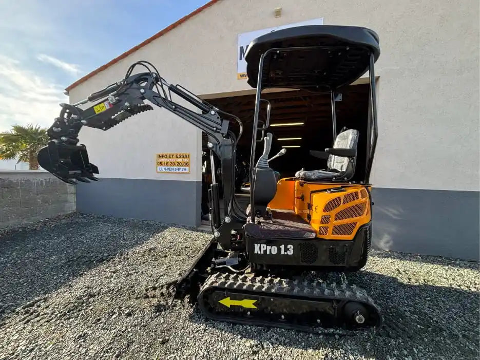 Mini Pelle 1,3T - ARRIVAGE RÉGULIER